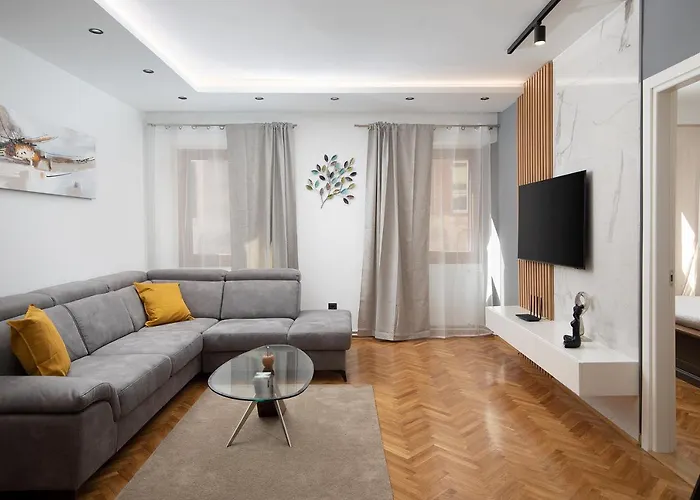 Sena Luxury