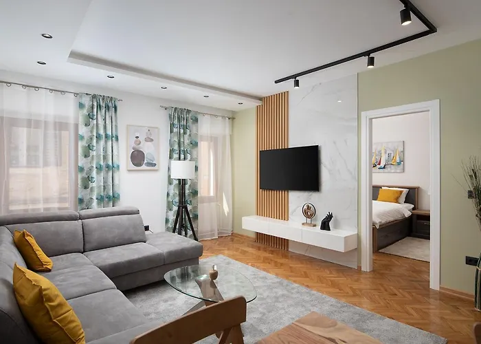 Sena Luxury * 풀라